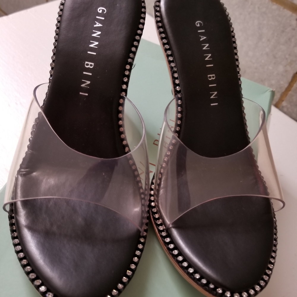 Gianni Bini rhinestone edged clear & black mules 7